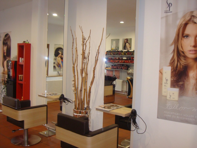 Kirchplatz_3_Friseur_Innen_4.jpg