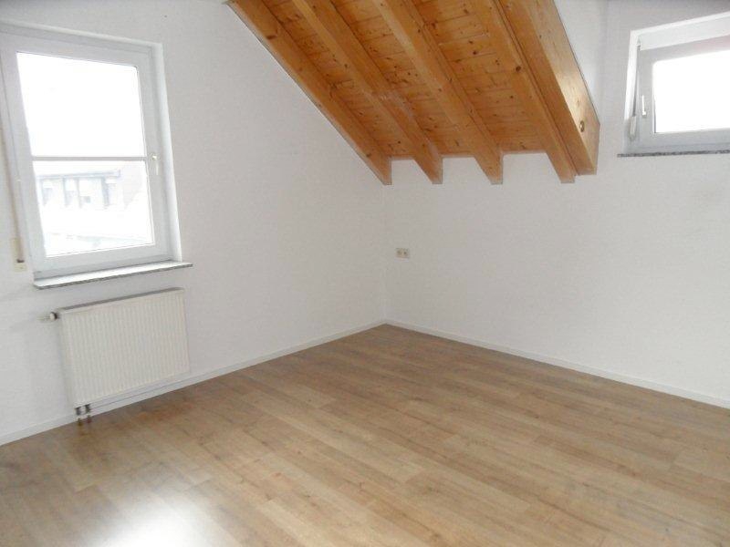 Lorcherstr_64_73547_Lorch_031_schlafzimmer.jpg